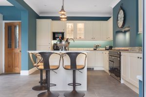 Photo 17- click for photo gallery